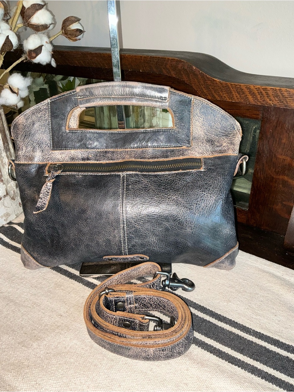 Bed Stu Leather Greenway Handbag Crossbody Bag Black Lux MSRP $265 - Picture 2 of 13